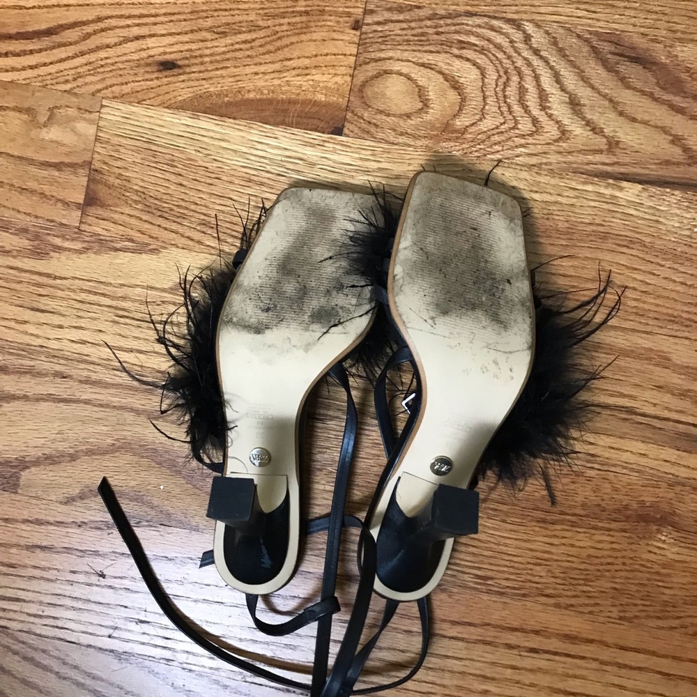 Zara Women's Leather Black Feathered Sandals - Picture 3 of 4